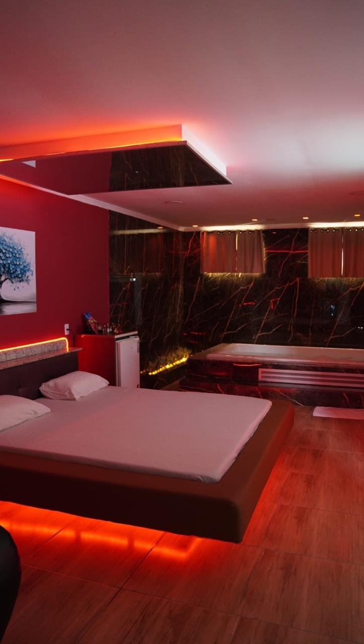 70b35ee1-f7b3-4ffa-bac7-c229ce200452