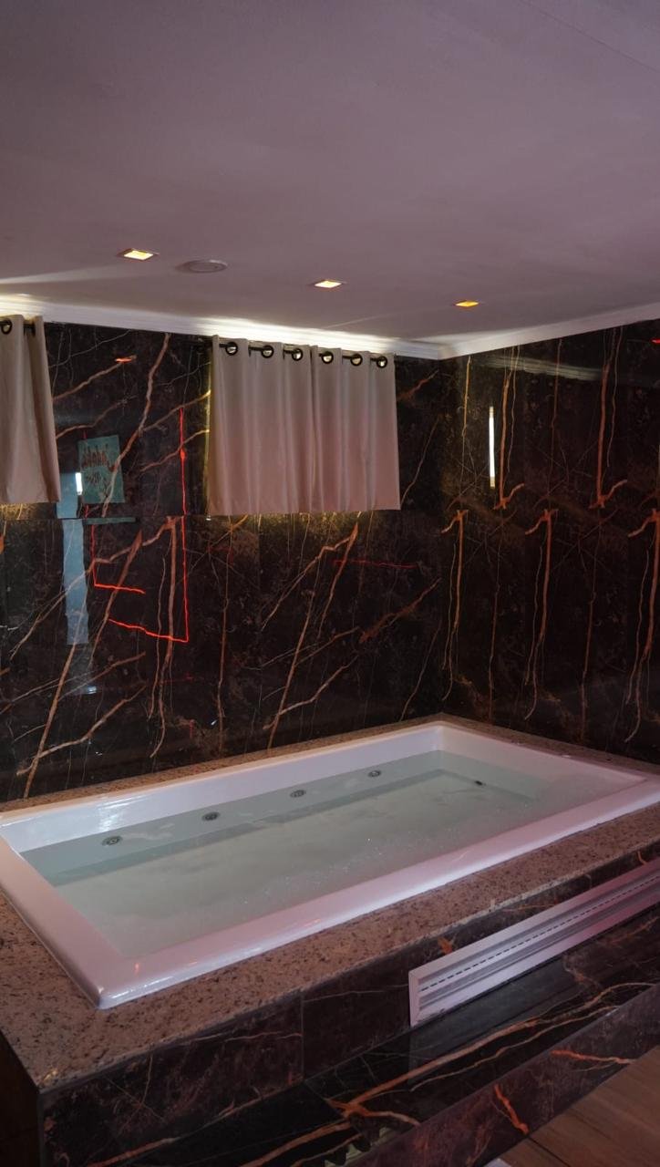 d73c84f0-965f-408b-b4d3-f627bdbf13cc